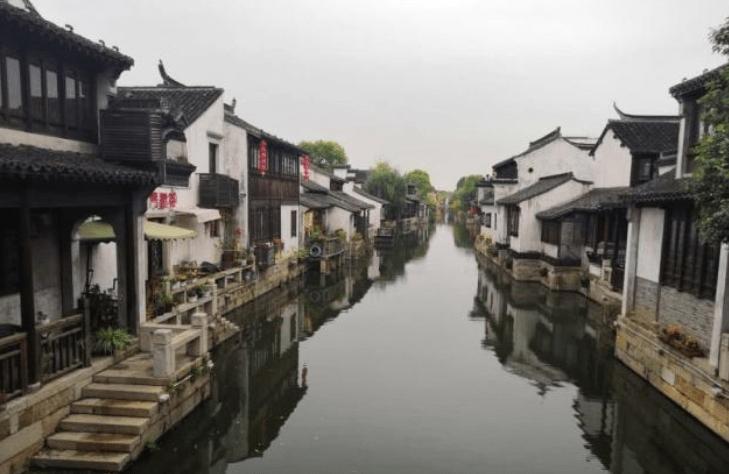 河南降雪预报图极端到“发黑”,中央气象局都无语了